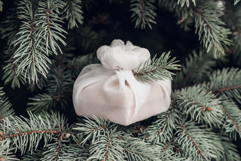 Christmas gifts wrapped in fabric - ecofriendly and puppy friendly!