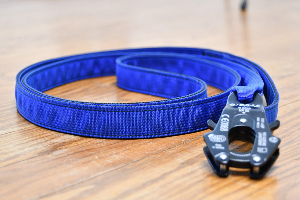 tactipup extreme leash kong frog clip